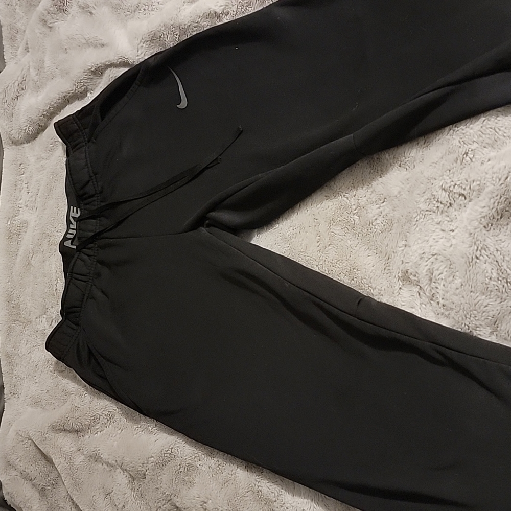 Nike wide leg joggers